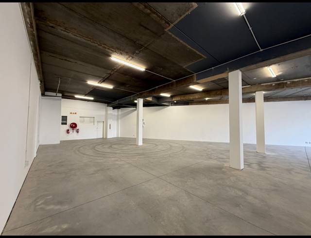 428M² WAREHOUSE TO LET IN HALFWAY HOUSE